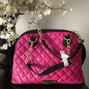 Betsey Johnson Handbag NEW fuchsia and black with gold hardware